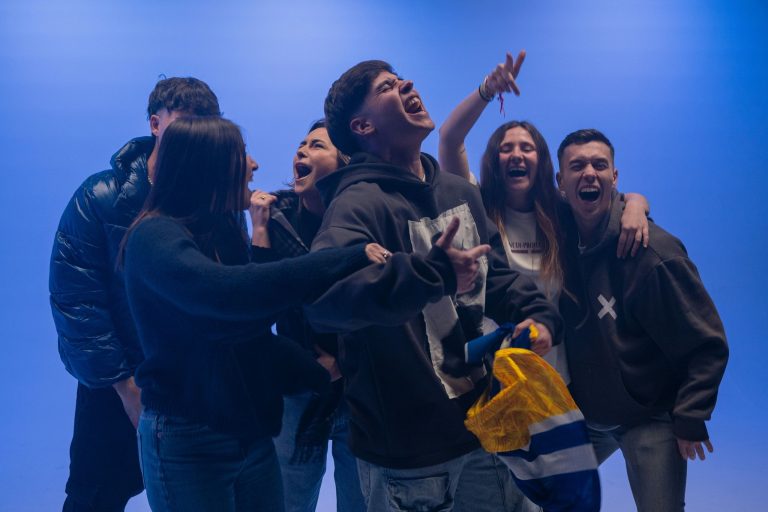 Improtheater Show - Action und Drama Improvisationstheater